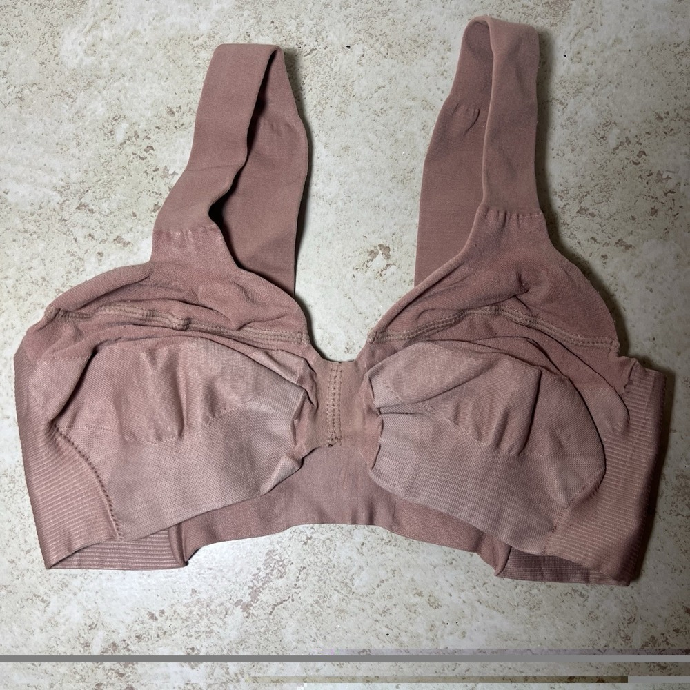 SPANX Wirefree Wireless Comfort Bra Mauve Nude Tan Sz 32 C/D